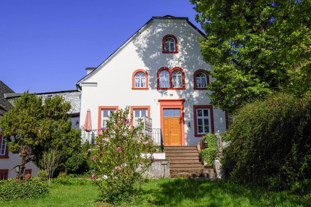 Hotel Klostermuehle Siebenborn Maring-Noviand Exterior foto